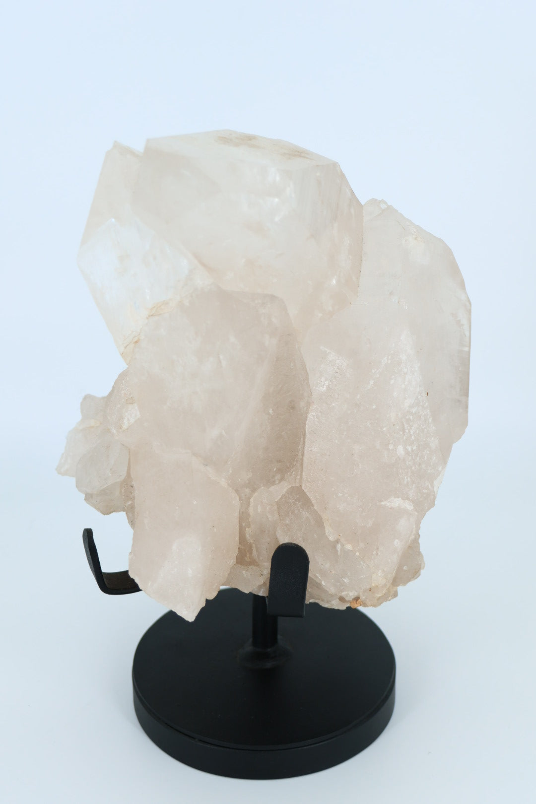 Bergkristal cluster op standaard - 5.6 kg