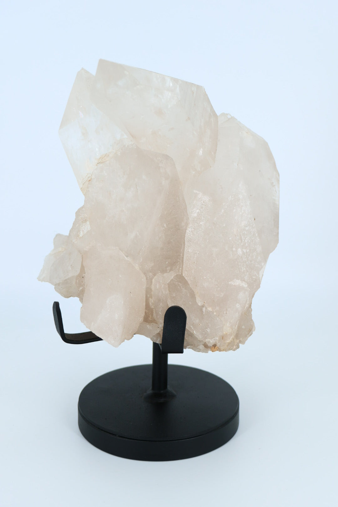 Bergkristal cluster op standaard - 5.6 kg