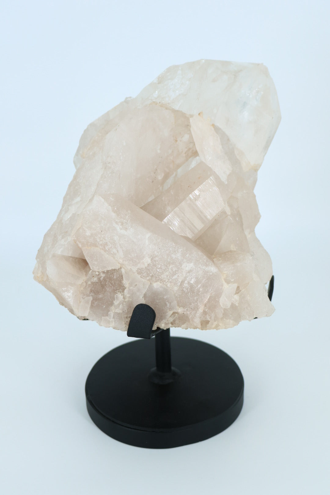 Bergkristal cluster op standaard - 5.6 kg