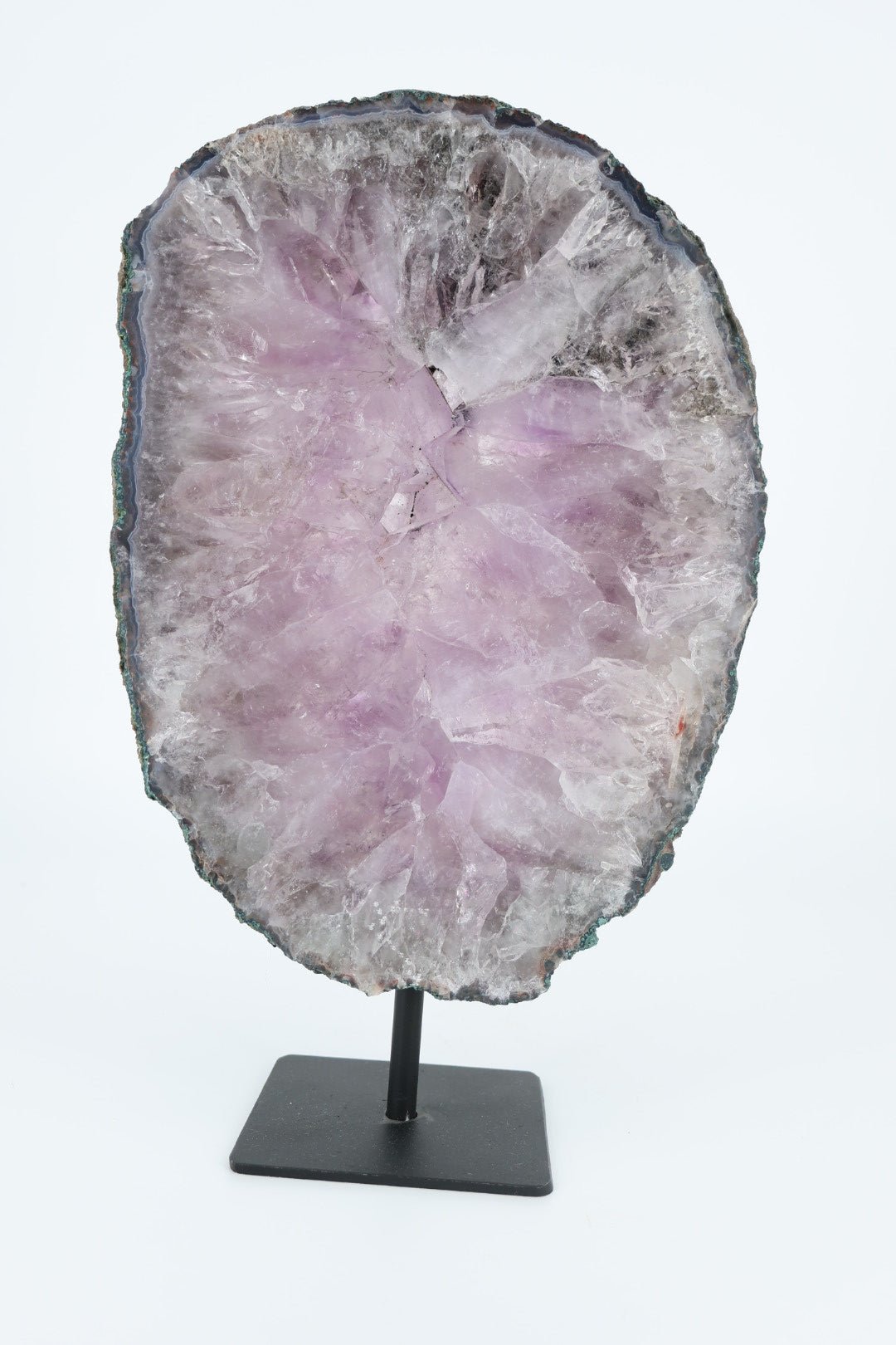 Amethyst-Scheibe auf Ständer – 2,841 kg von KEY LIME STORE