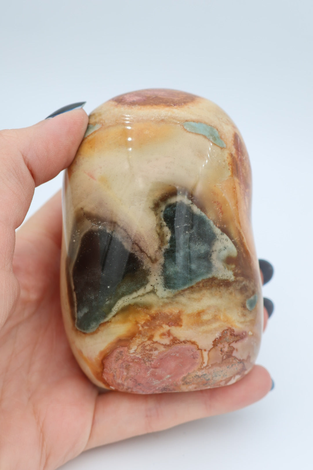 Polychroom Jaspis freeform 0,507 kg