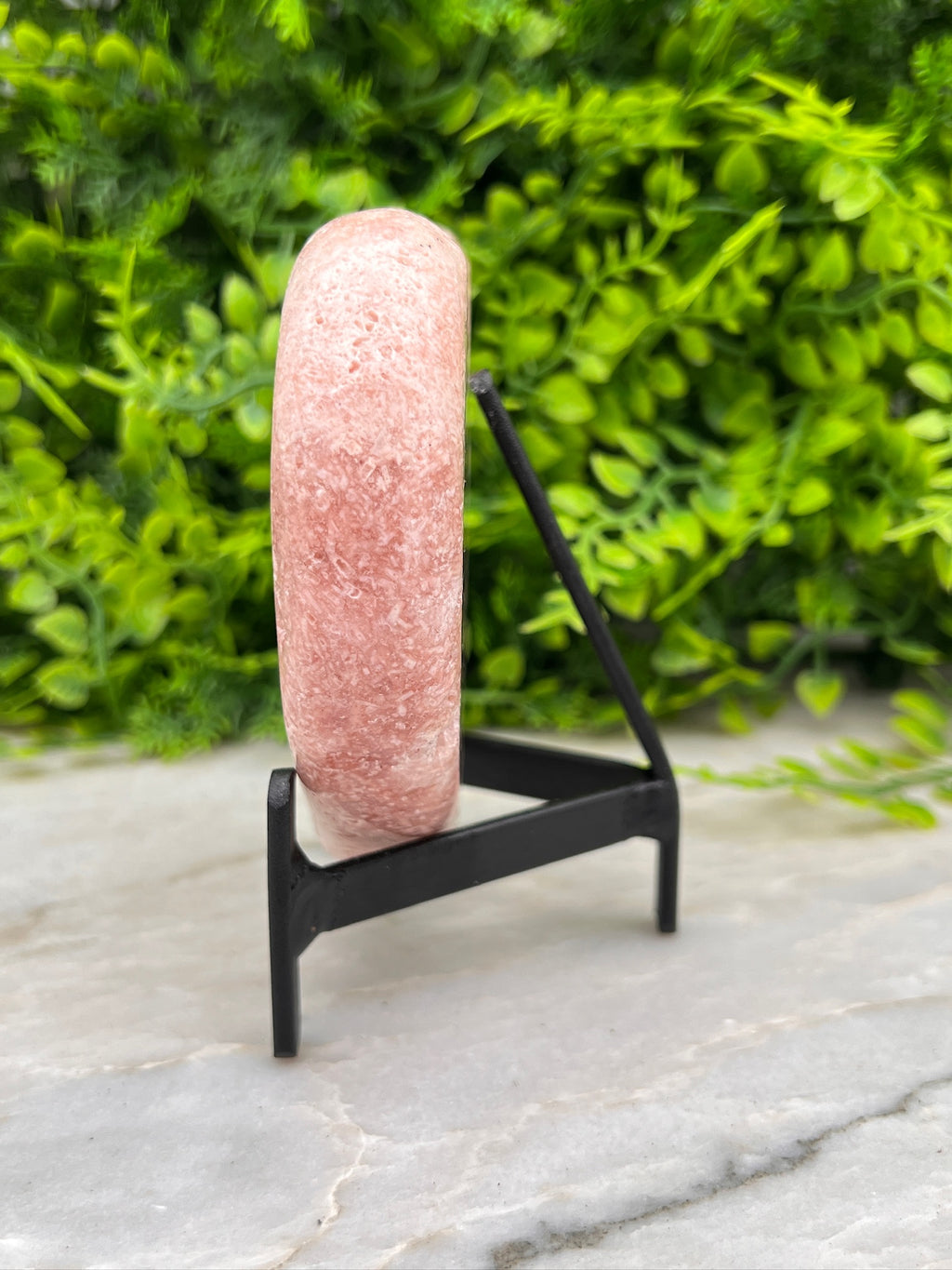 Druzy Roze Amethist hart op standaard (464 gr/12 cm)