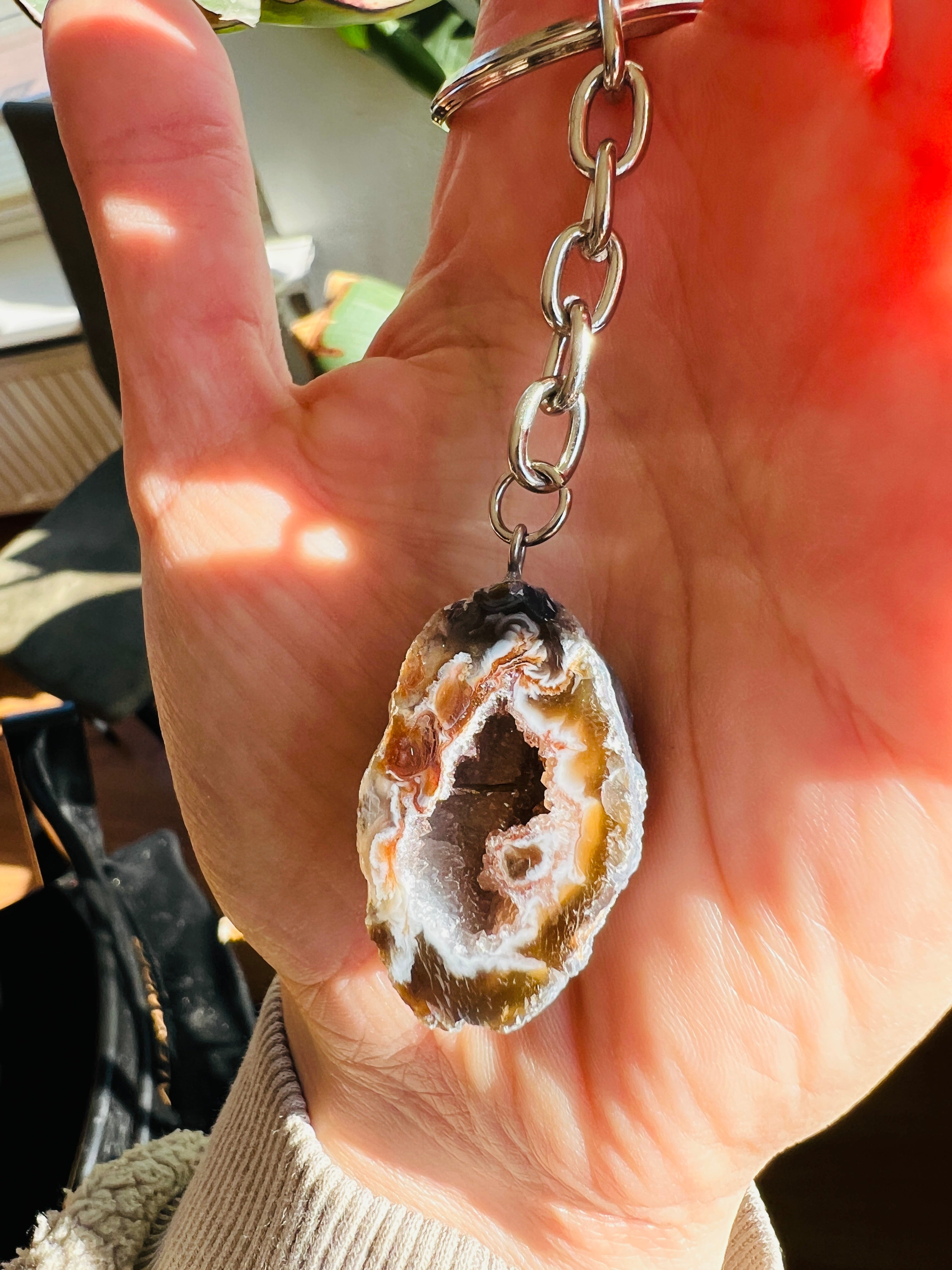 Kristal geodine sleutelhanger