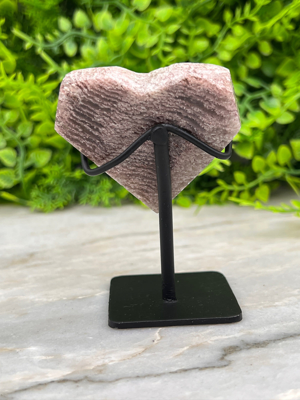 Lodoliet (Thousand Layer Quartz) hart op standaard (92 gr/8 cm)