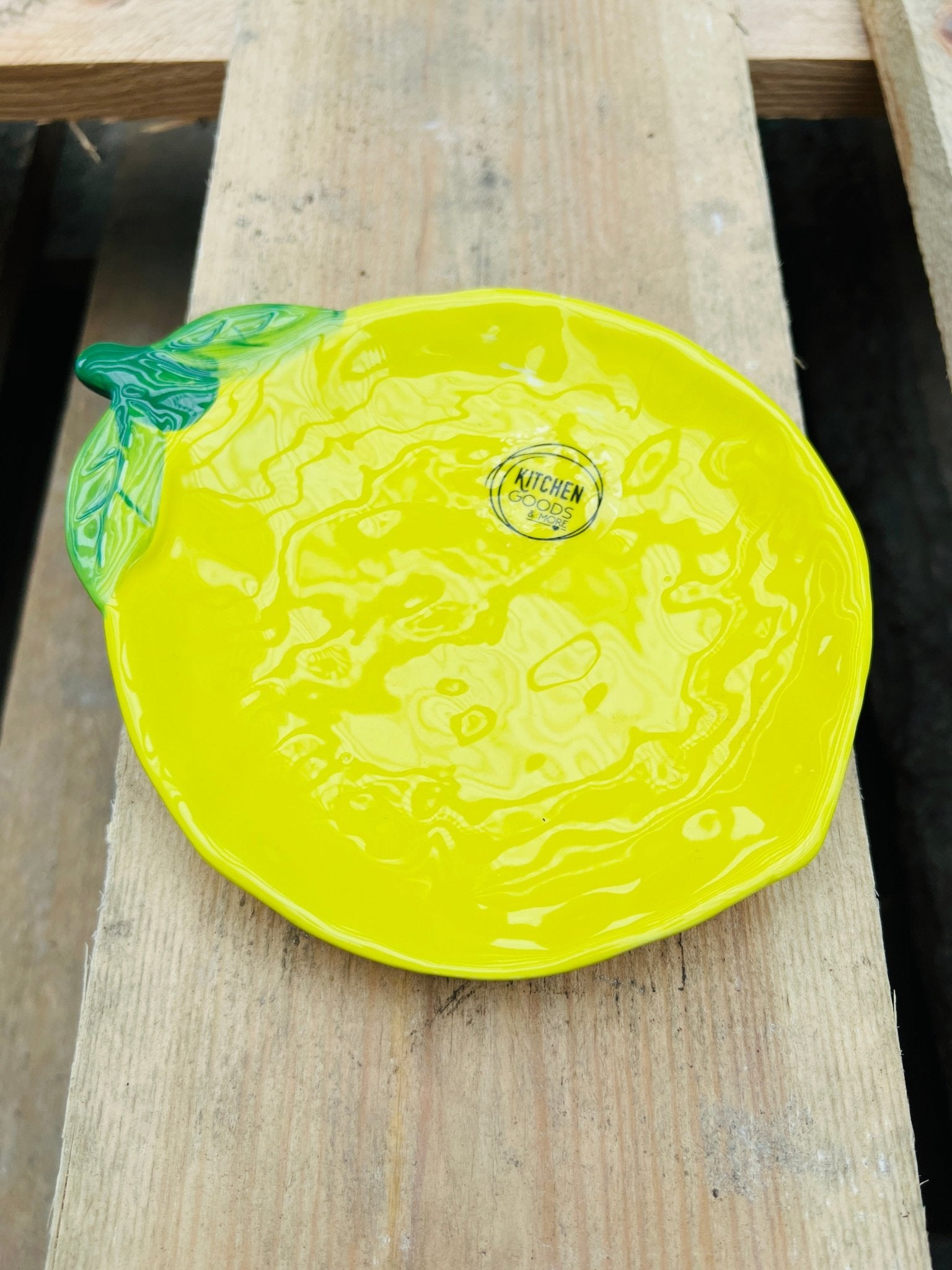 Zitronen-Teller „Dolomite“ von KEY LIME STORE