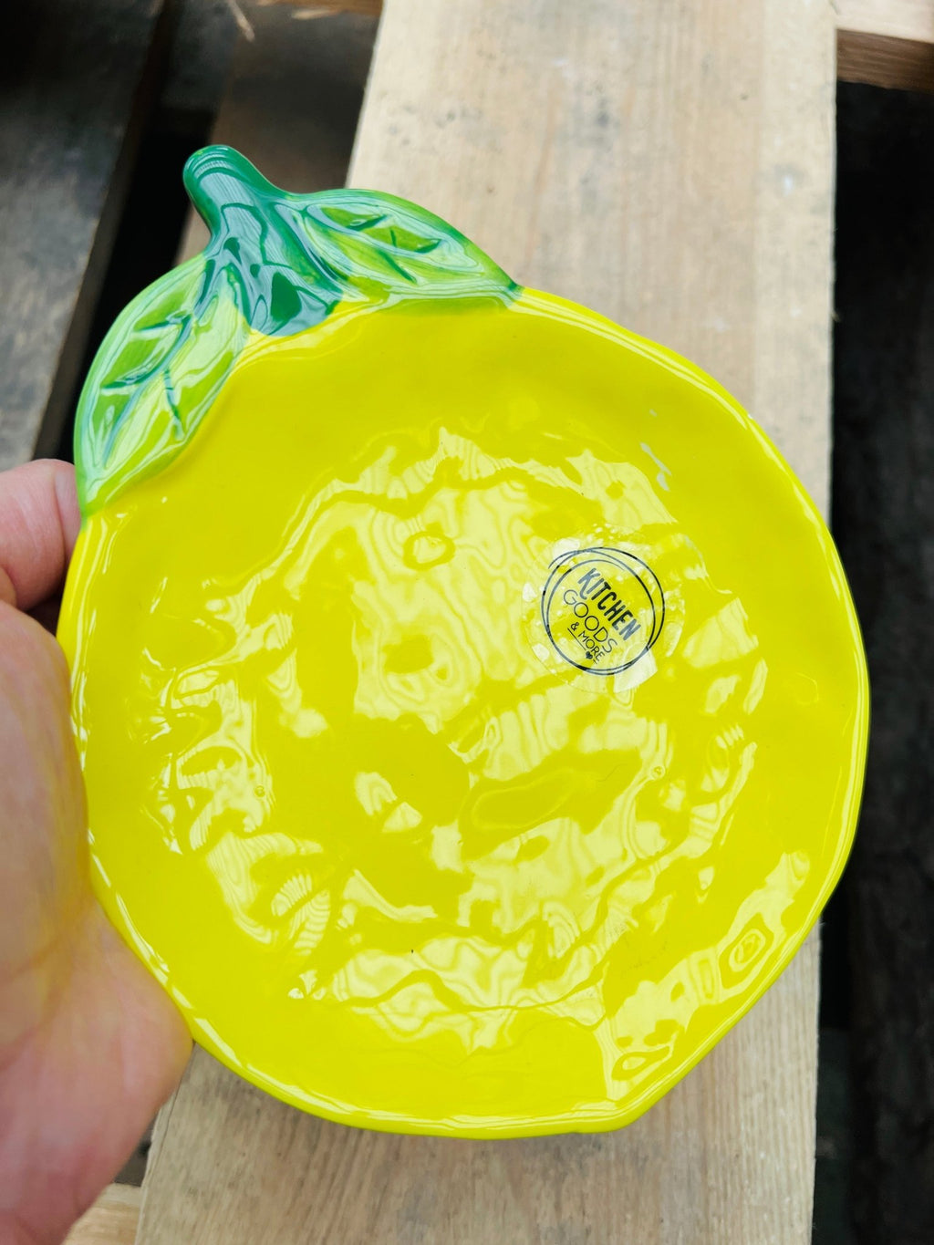 Zitronen-Teller „Dolomite“ von KEY LIME STORE