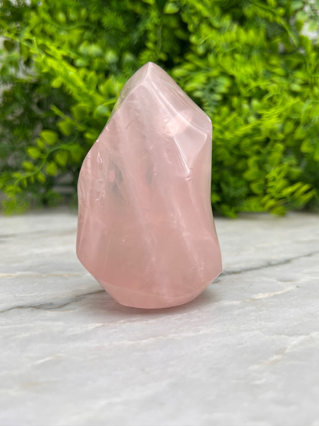 Rosenquarz-Flamme (289 Gramm) von KEY LIME STORE