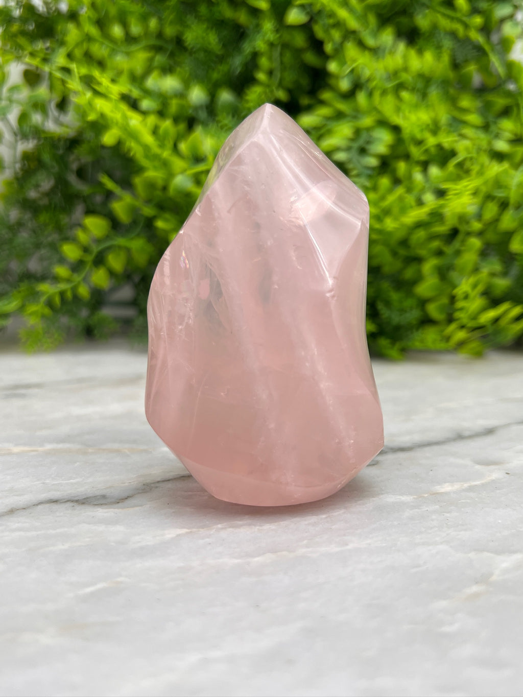 Rosenquarz-Flamme (289 Gramm) von KEY LIME STORE