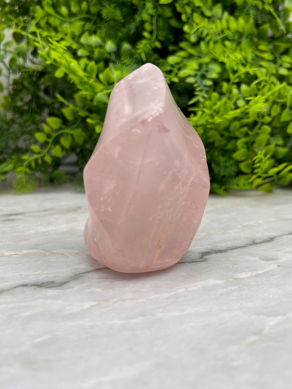 Rosenquarz-Flamme (289 Gramm) von KEY LIME STORE