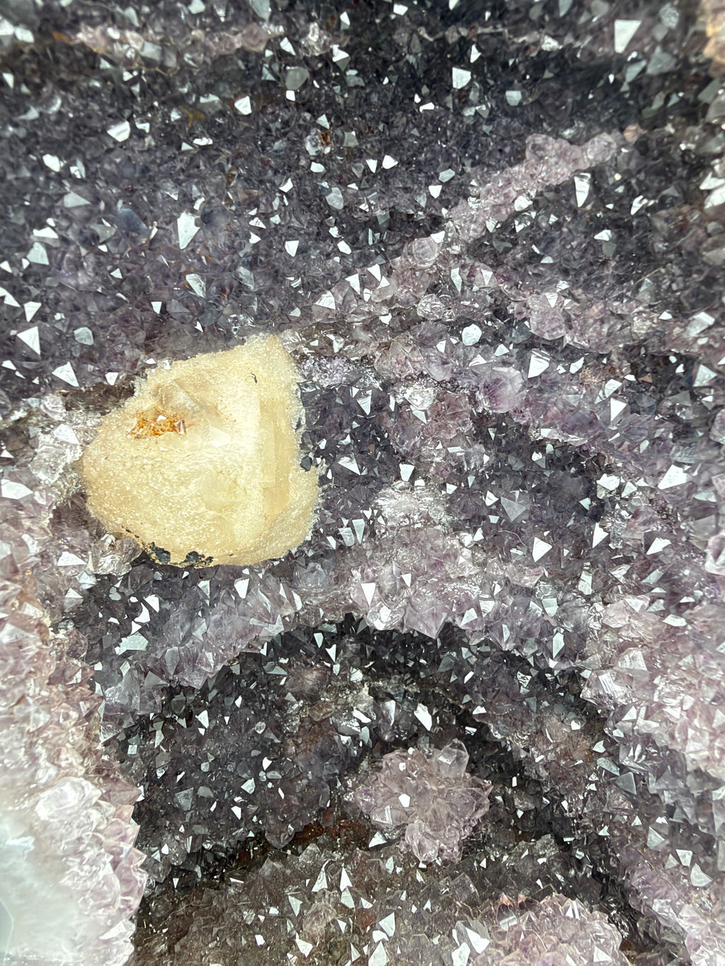 Amethist met Calciet en Agaat Geode XL