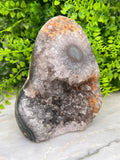 Bergkristal op Agaat cut base by KEY LIME STORE