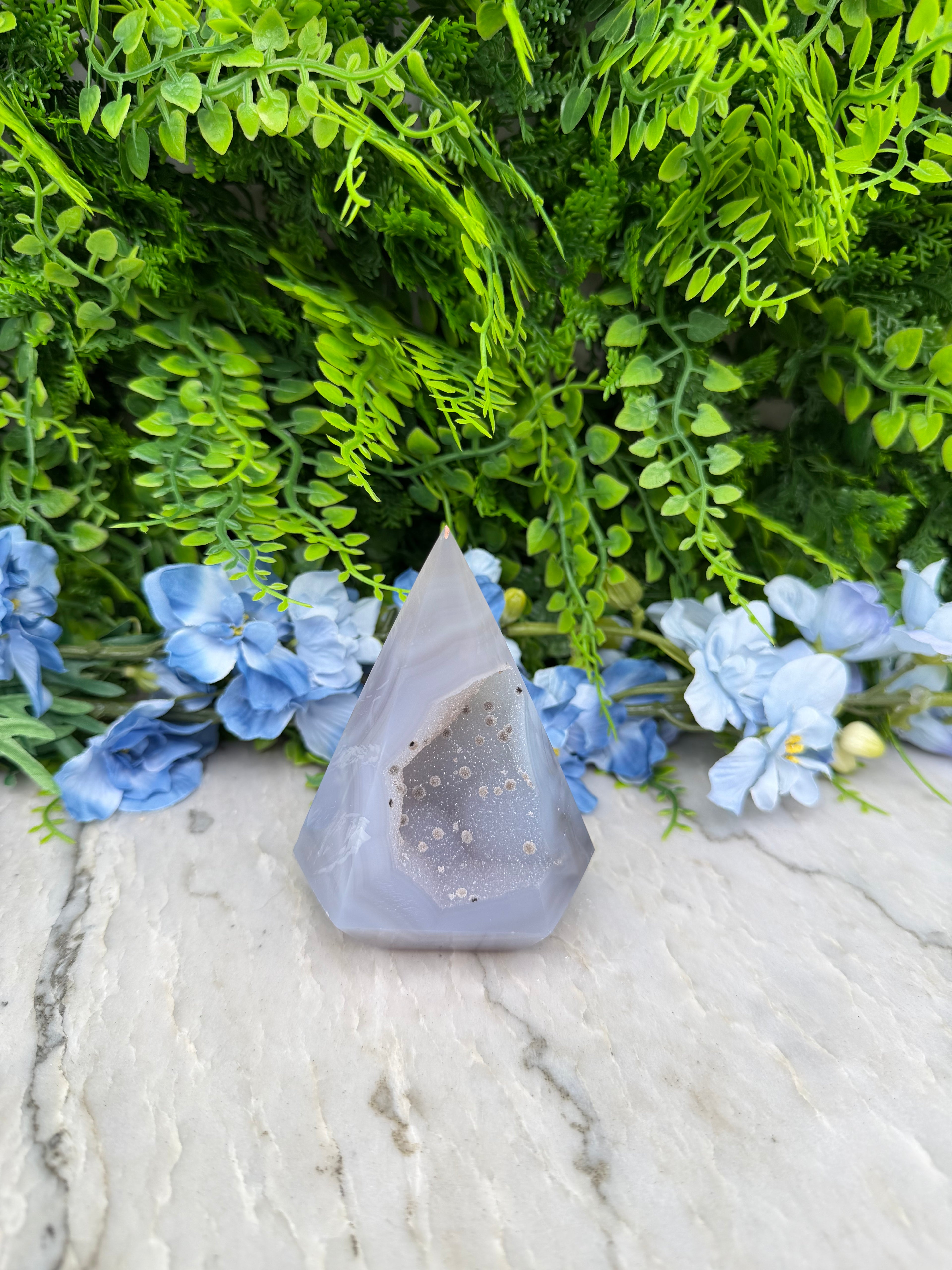 Druzy Agaat diamantvorm (284 gr/10 cm)