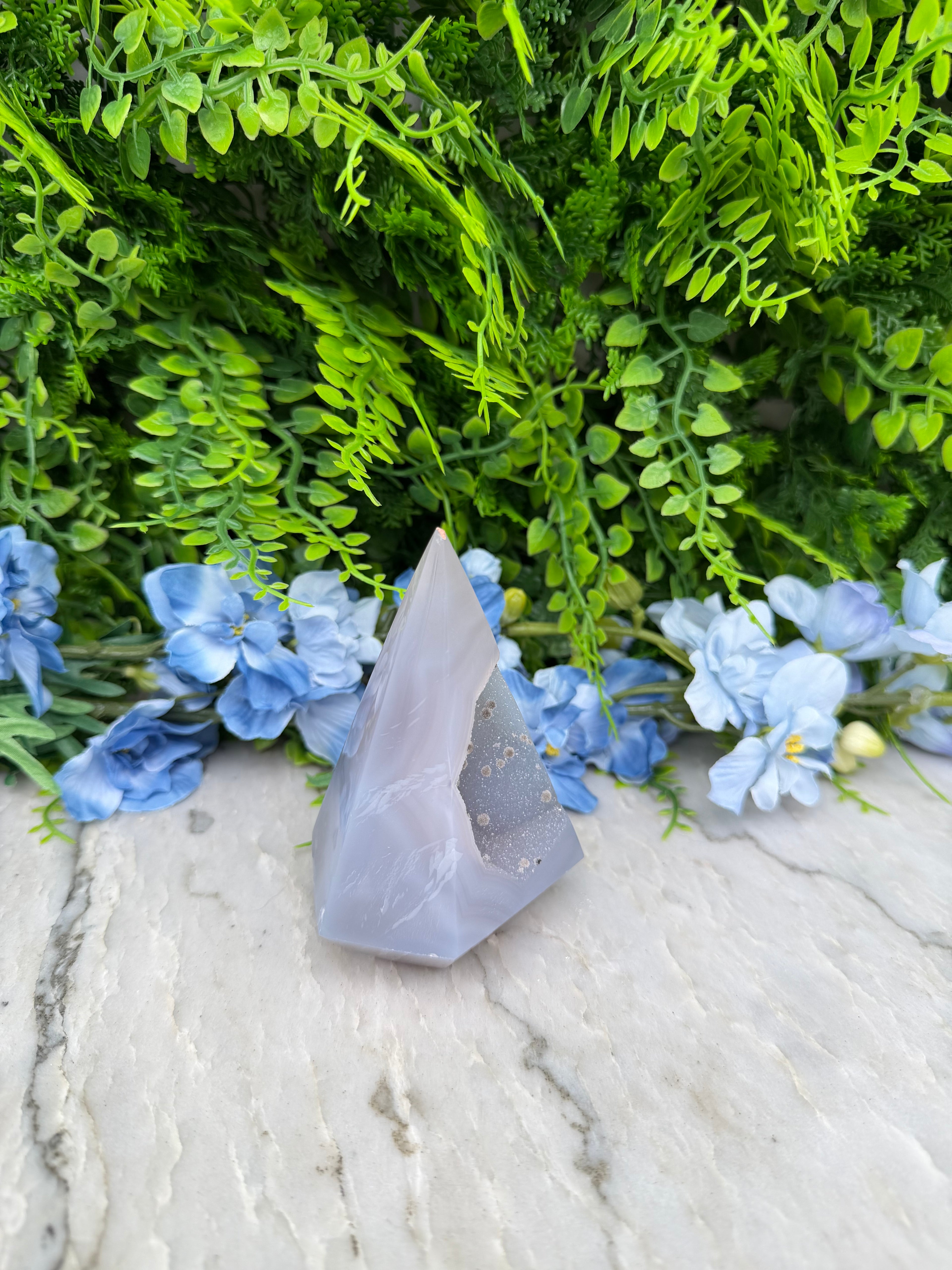 Druzy Agaat diamantvorm (284 gr/10 cm)