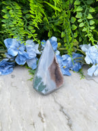 Druzy Agaat diamantvorm (208 gr/9 cm)