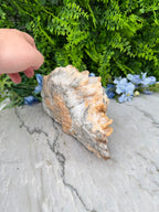 Museumstuk - Bergkristal met zeldzame begroeiing en Pyriet (2372 gr/23.5 cm)