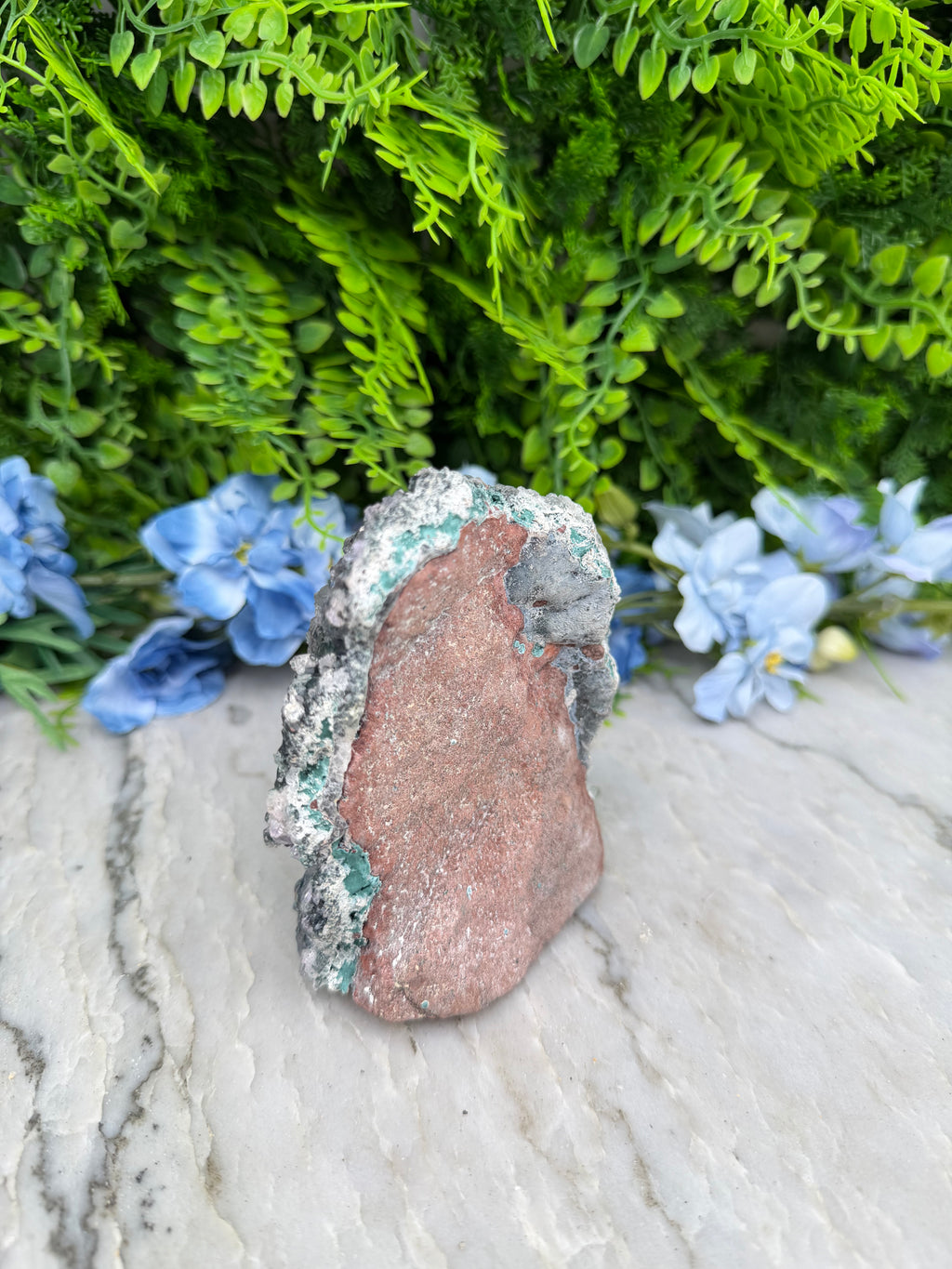 Groene Amethist flower cluster (488 gr/11 cm)