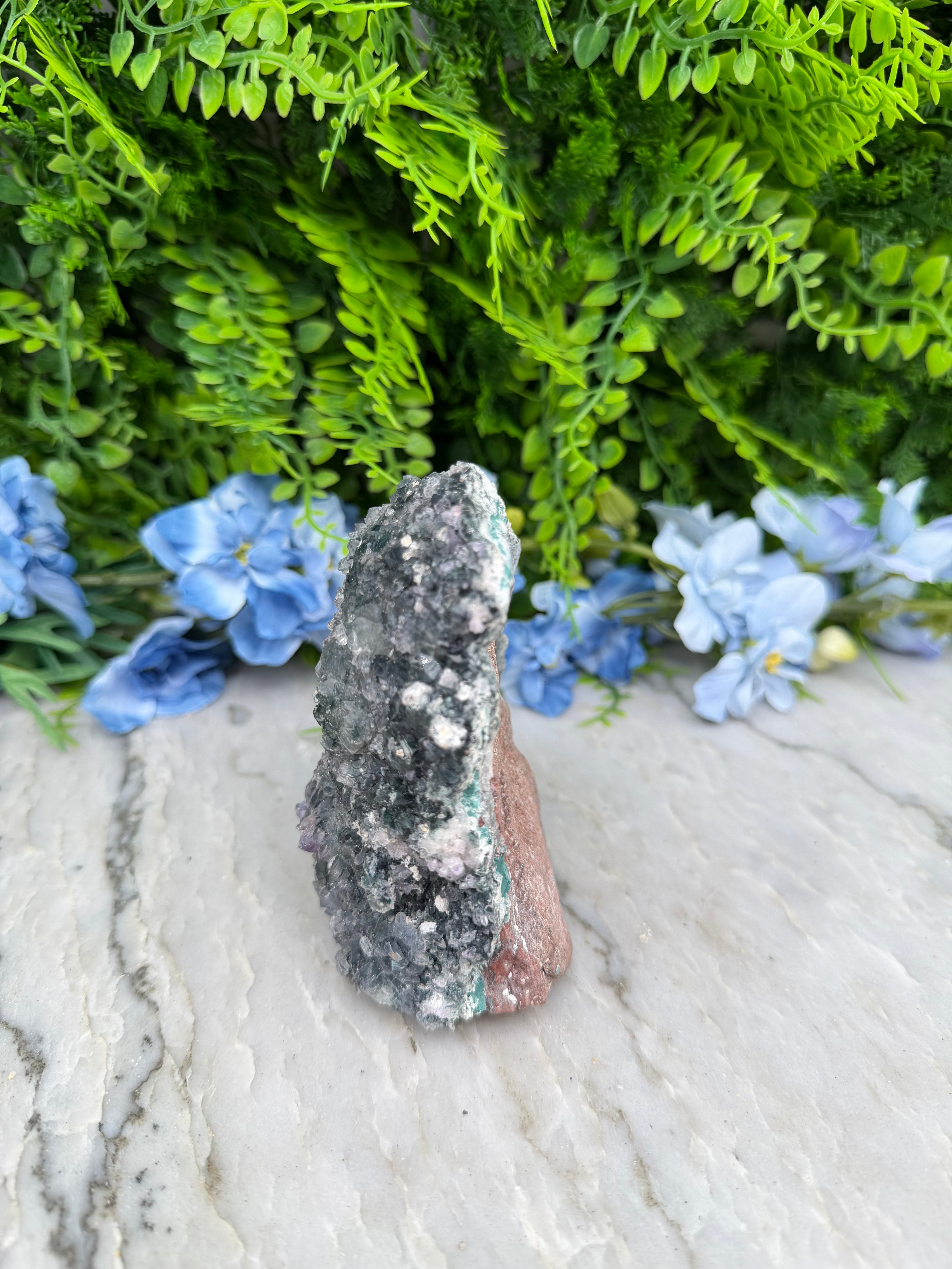 Groene Amethist flower cluster (488 gr/11 cm)