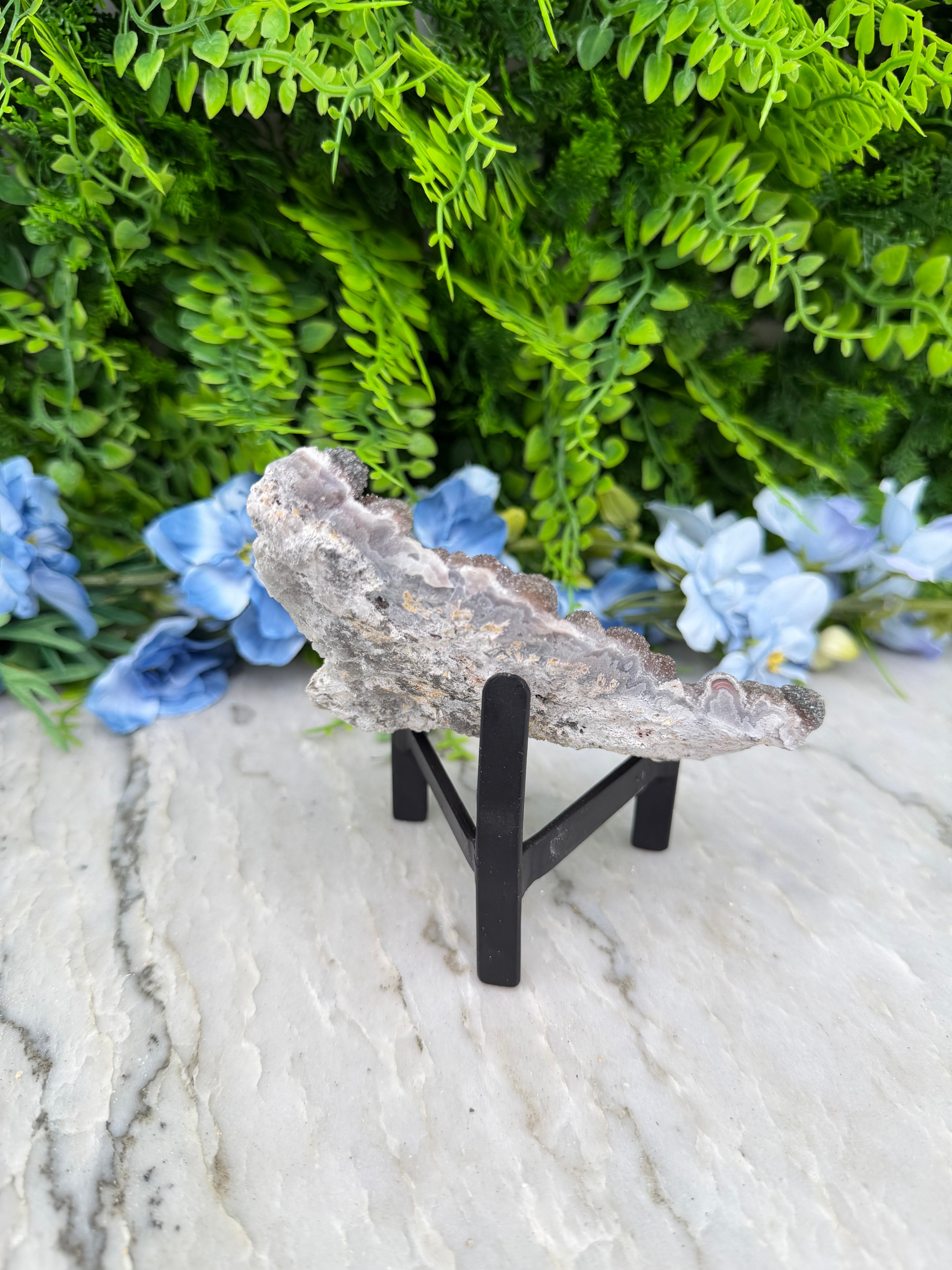 Amethist flower op standaard (226 gr/11 cm)