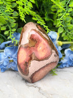 Polychroom Jaspis freeform (426 gr/9 cm)
