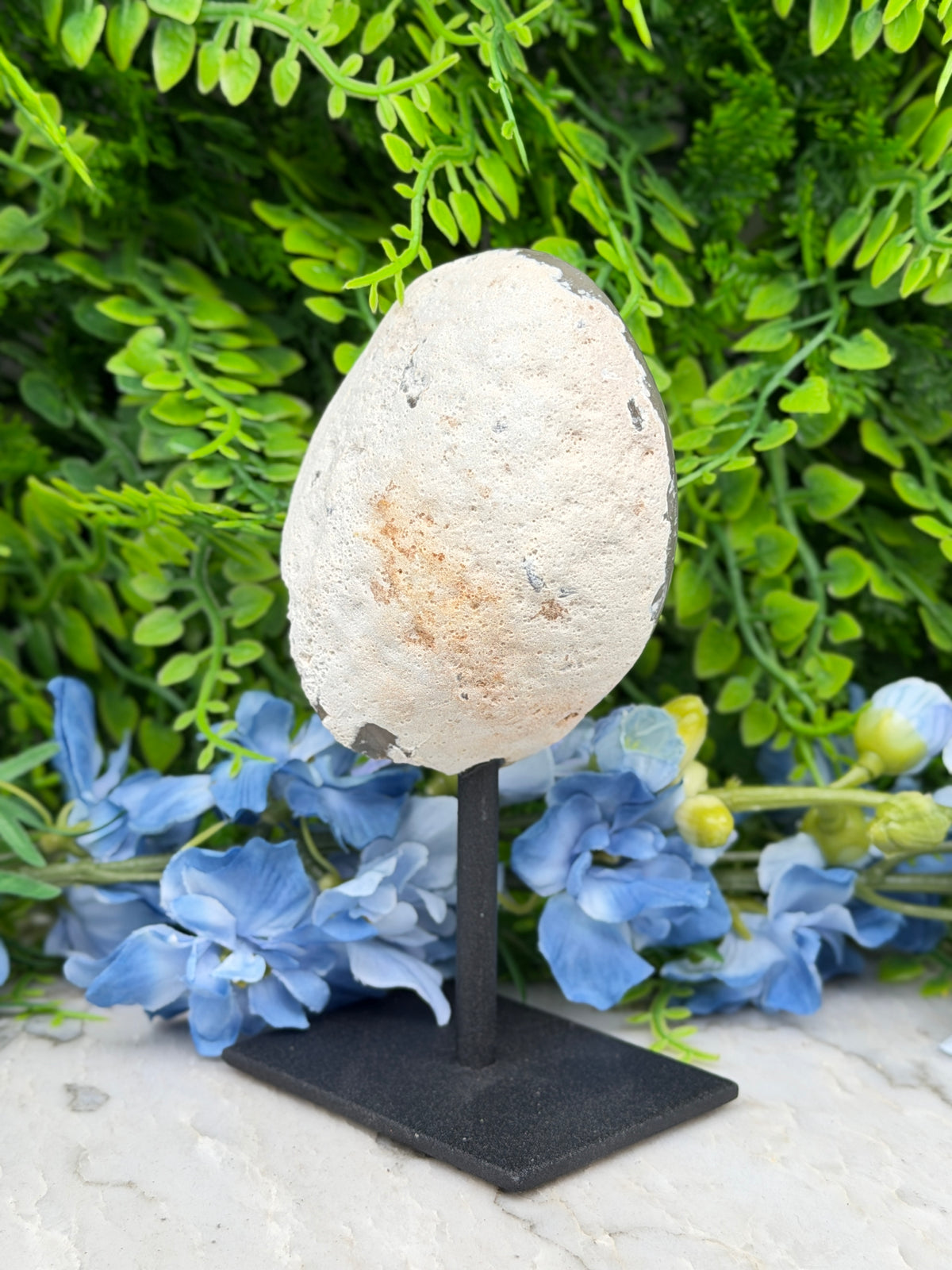 Agaat geode op standaard (358 gr/14 cm)