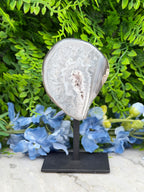 Agaat geode op standaard (358 gr/14 cm)