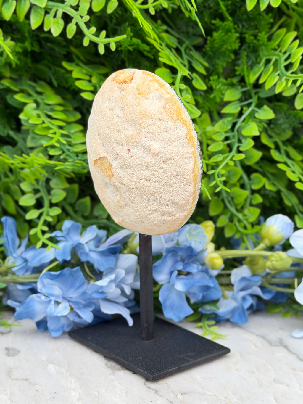 Agaat geode op standaard (320 gr/14 cm)