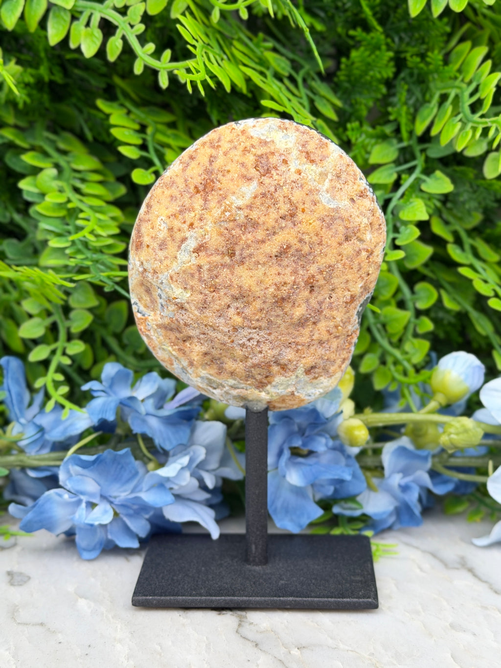 Agaat geode op standaard (264 gr/14 cm)