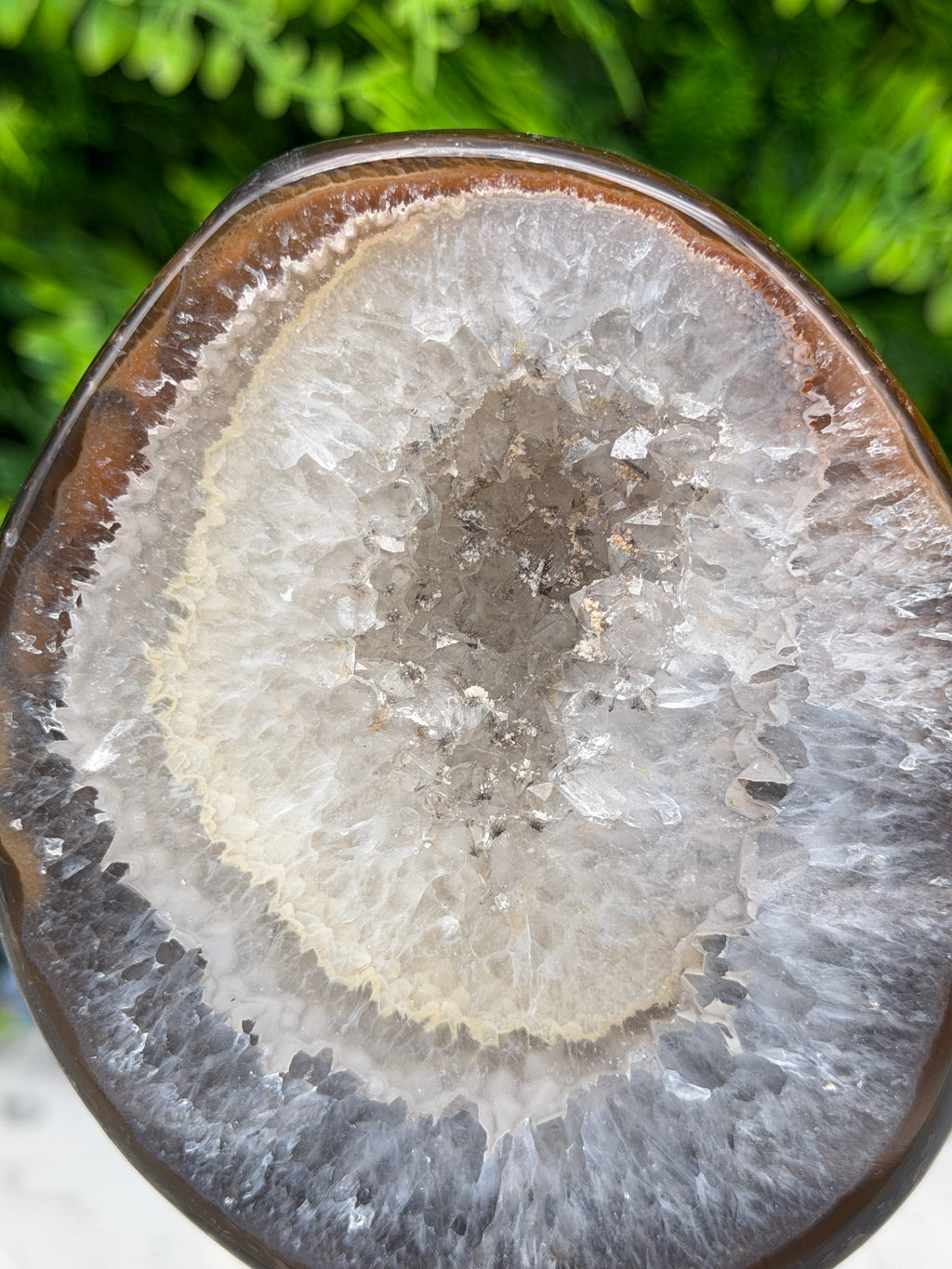 Agate geode on a stand (370 gr/15 cm)