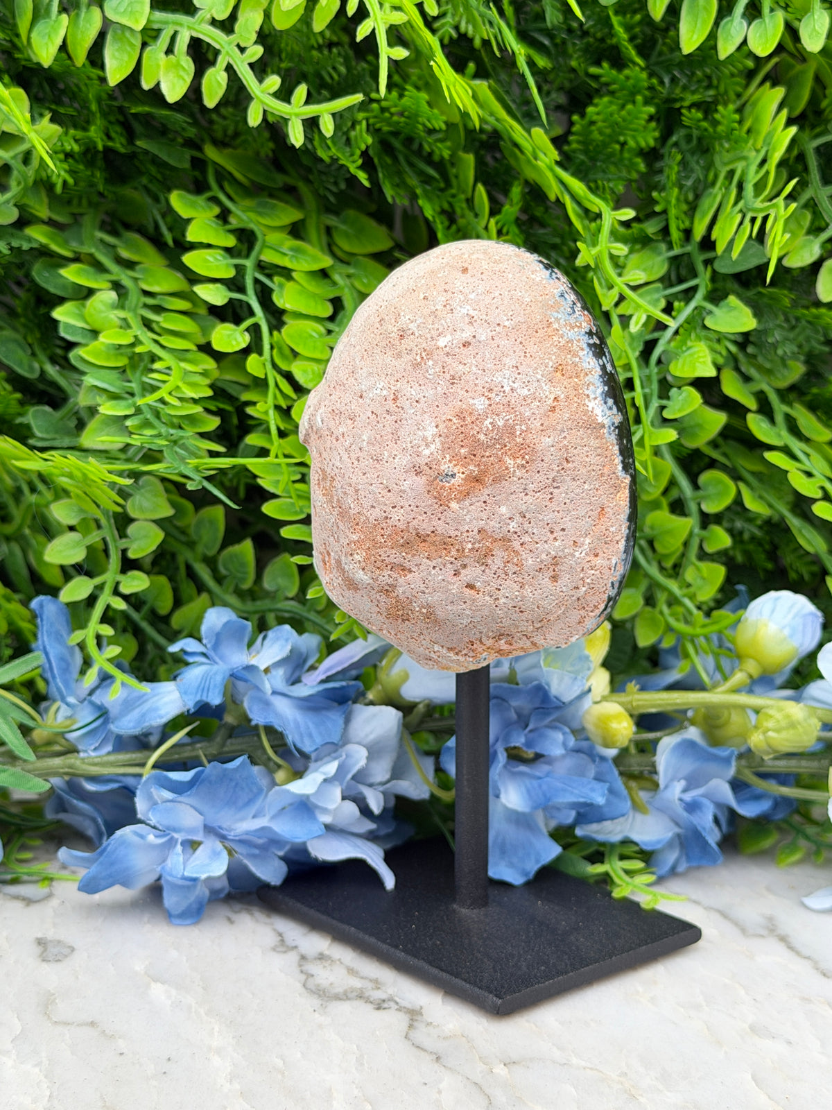 Agaat geode op standaard (420 gr/13 cm)