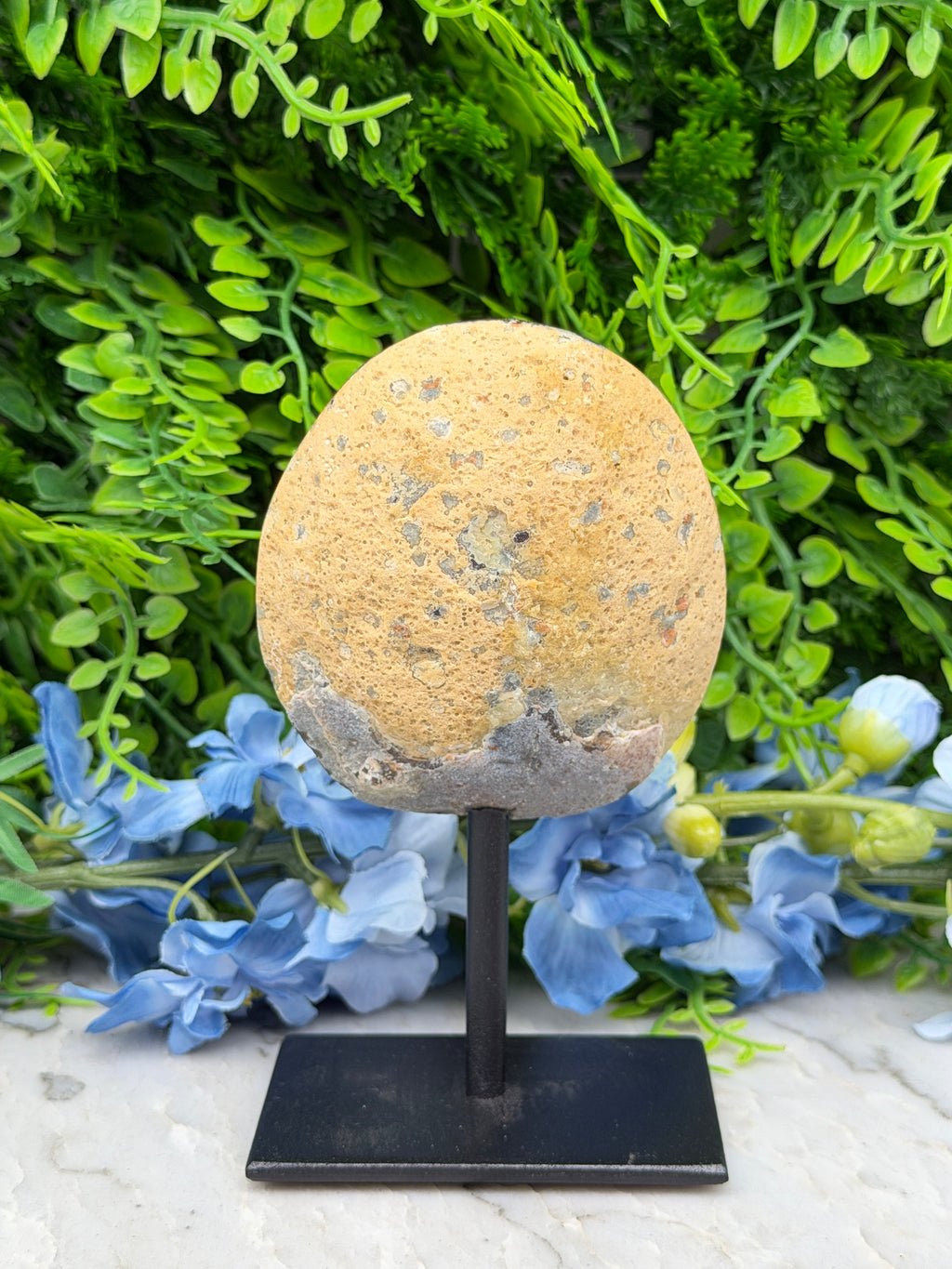 Agaat geode op standaard (272 gr/13 cm)