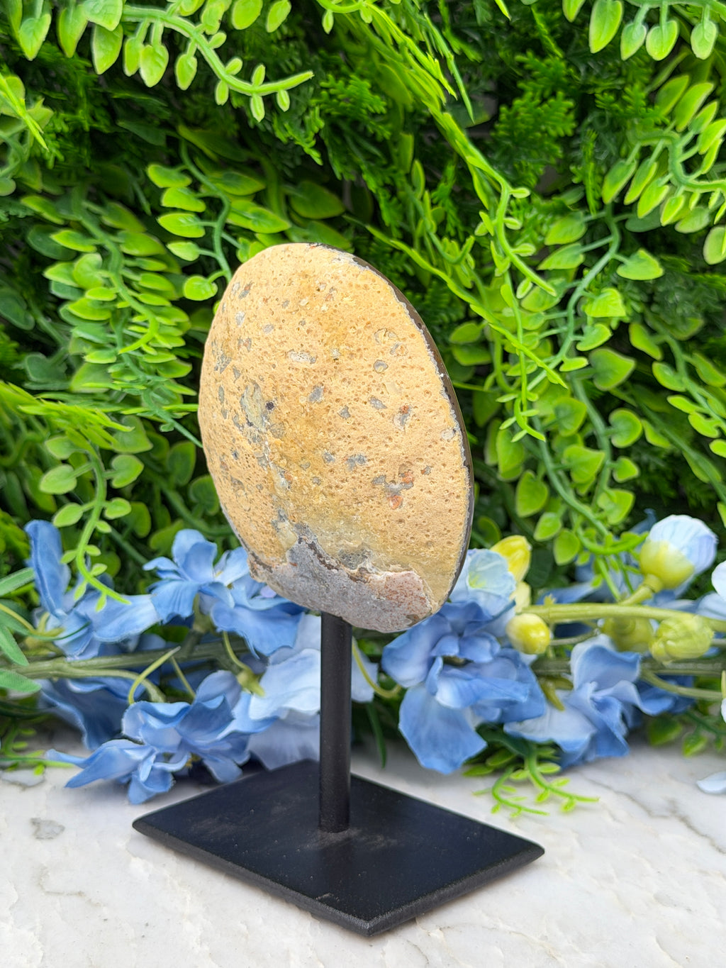 Agaat geode op standaard (272 gr/13 cm)