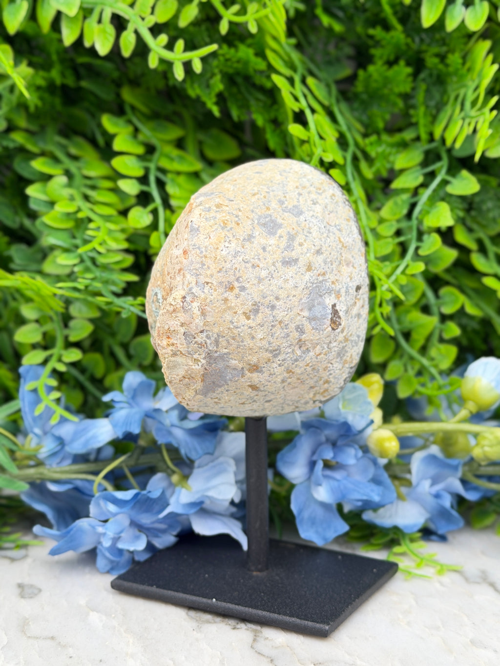 Agaat geode op standaard (430 gr/13 cm)