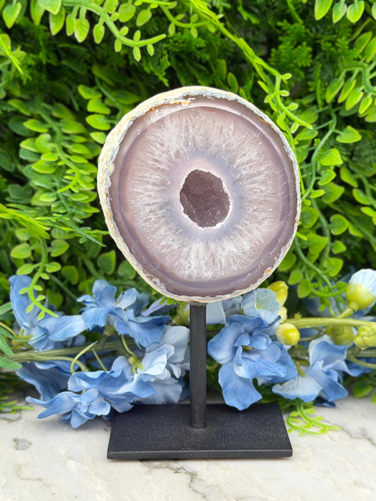 Agaat geode op standaard (452 gr/14 cm)
