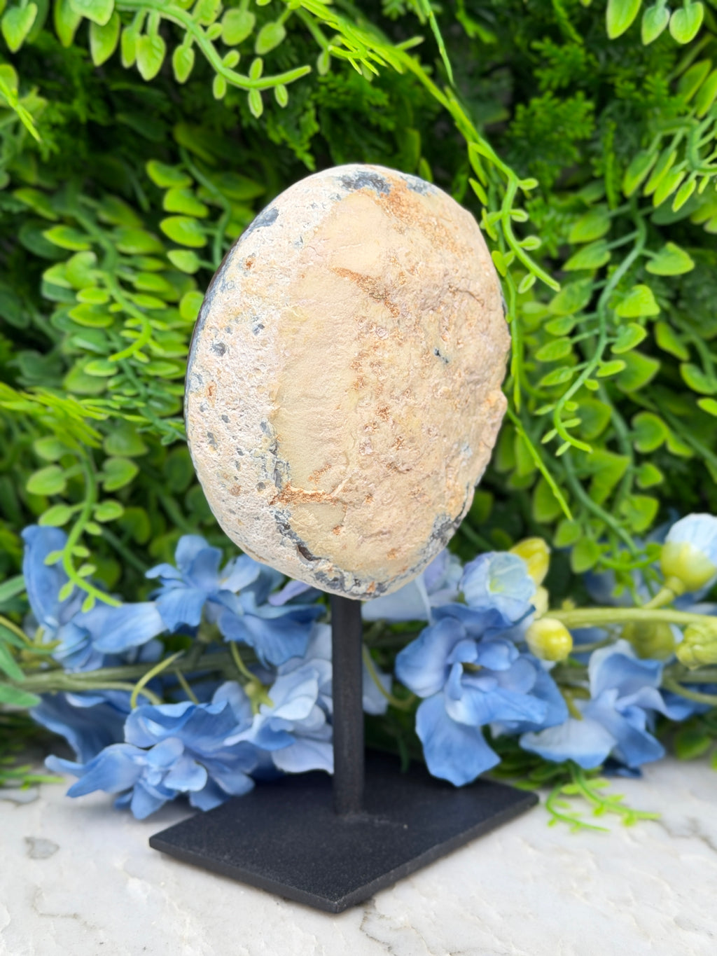 Agaat geode op standaard (452 gr/14 cm)
