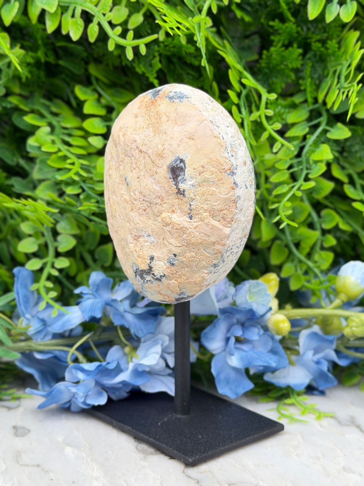 Agaat geode op standaard (452 gr/14 cm)
