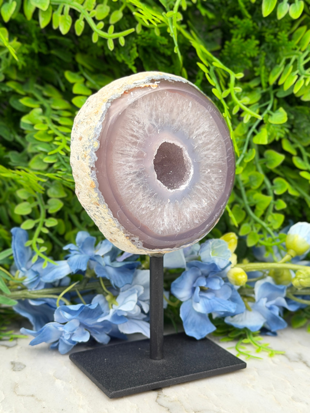 Agaat geode op standaard (452 gr/14 cm)