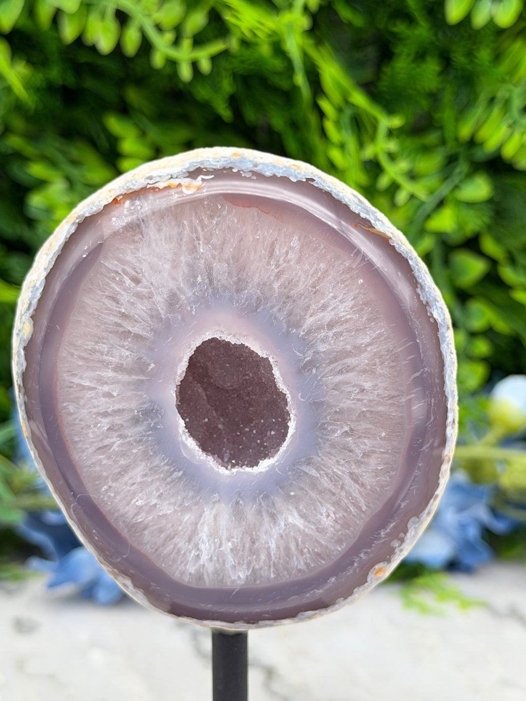 Agaat geode op standaard (452 gr/14 cm)