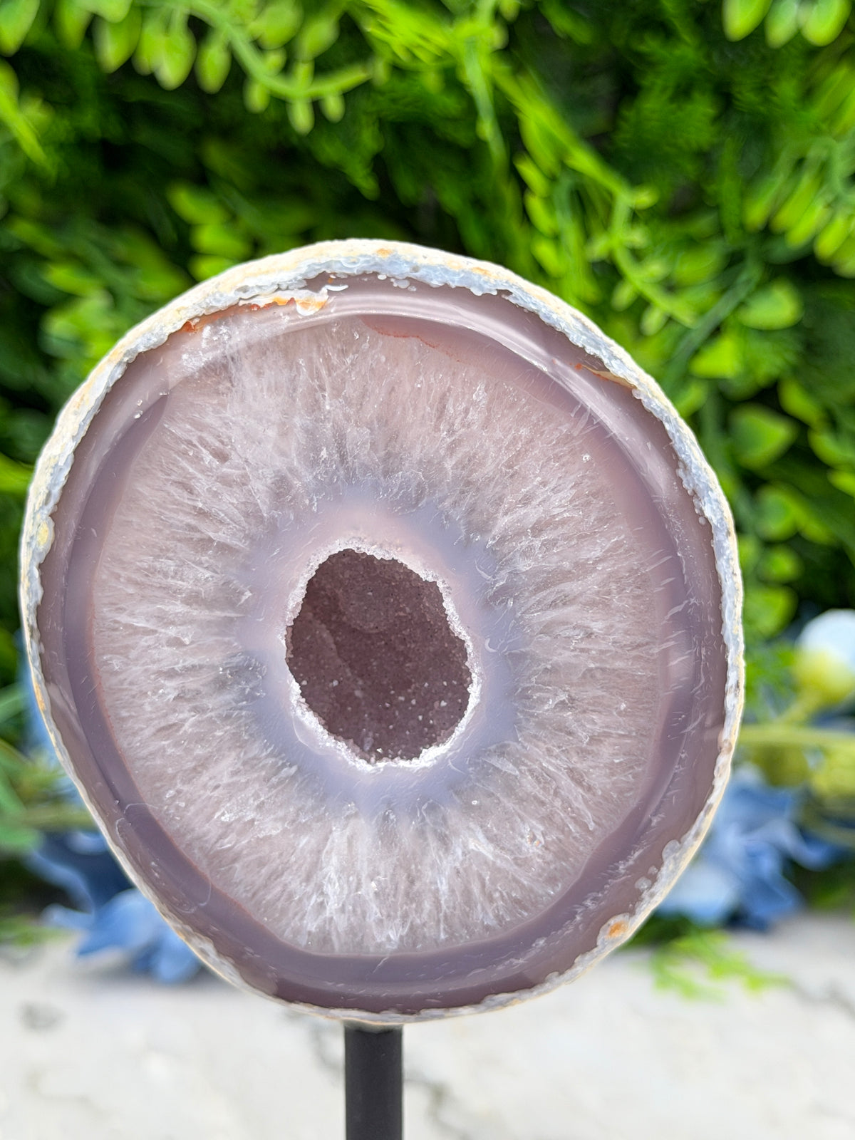 Agaat geode op standaard (452 gr/14 cm)