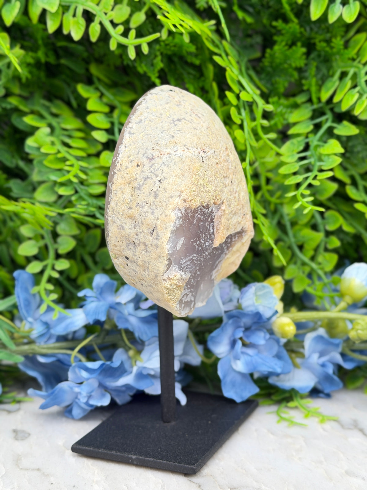 Agaat geode op standaard (476 gr/14 cm)