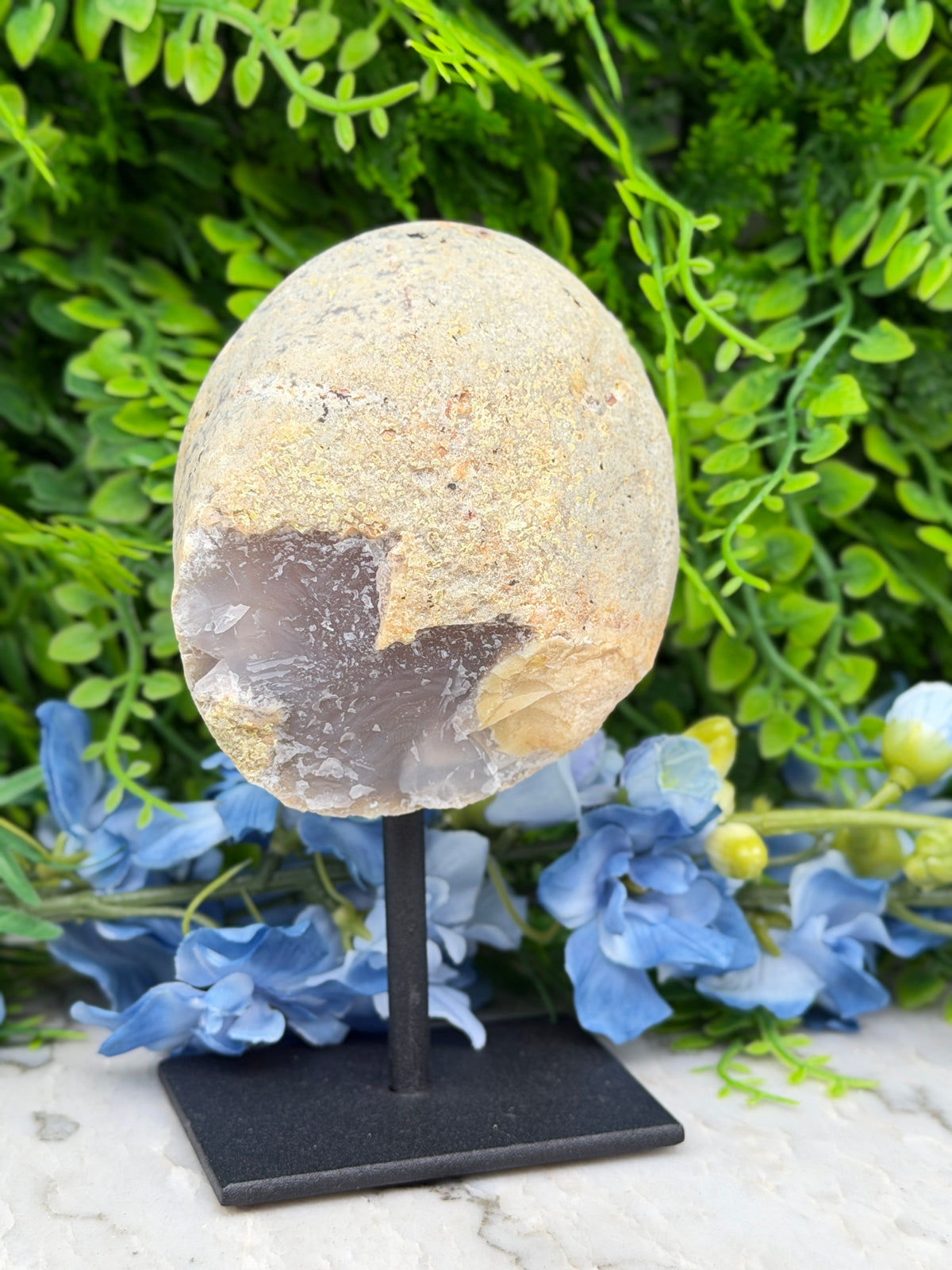 Agaat geode op standaard (476 gr/14 cm)