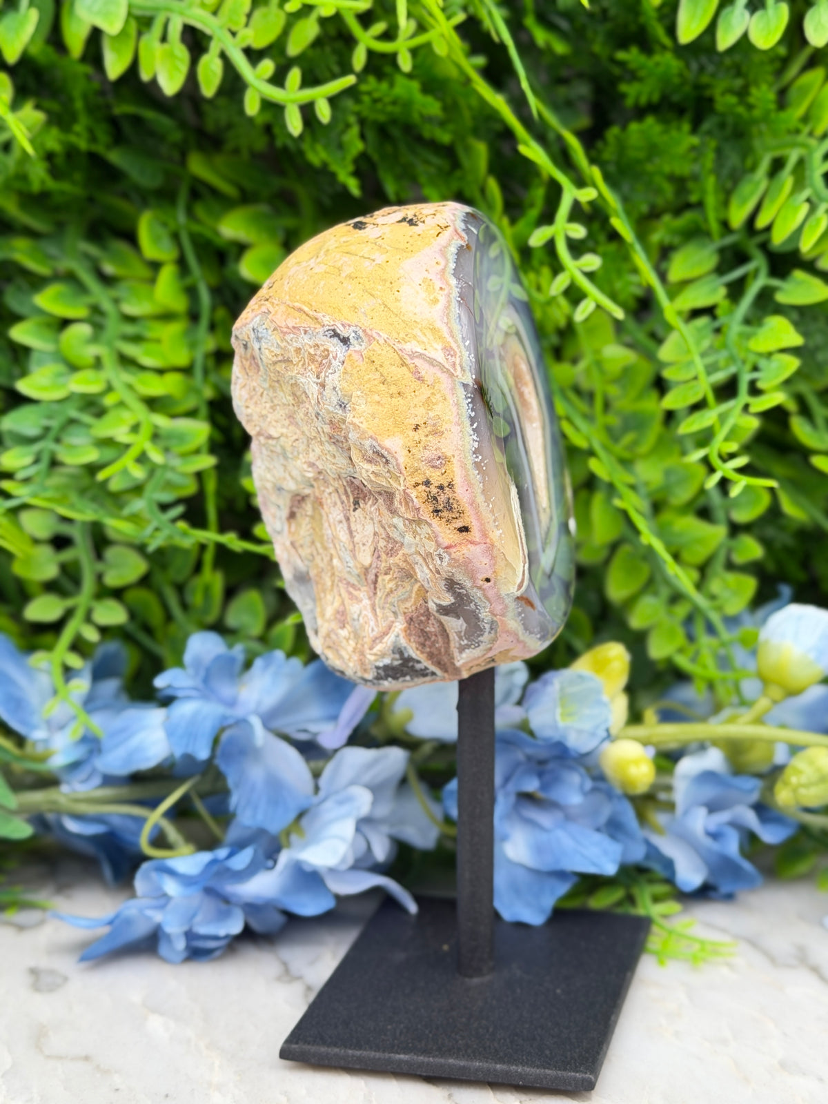 Agaat geode op standaard (480 gr/14 cm)