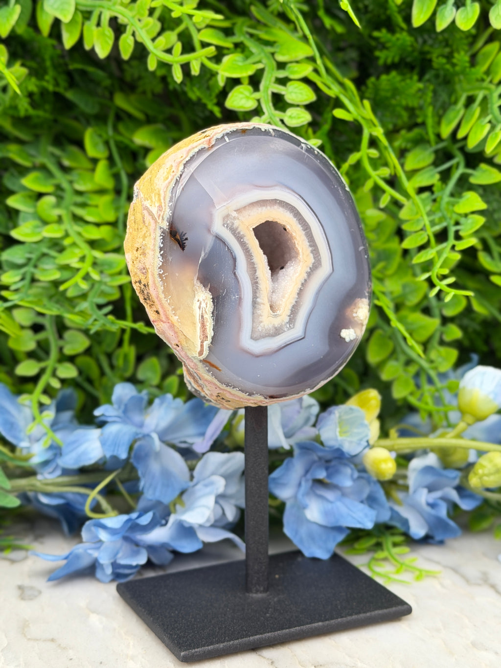 Agaat geode op standaard (480 gr/14 cm)