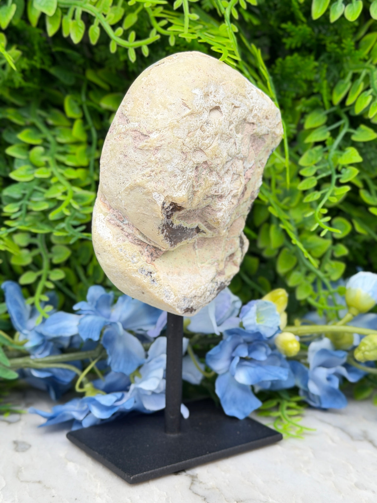 Agaat geode op standaard (412 gr/15 cm)