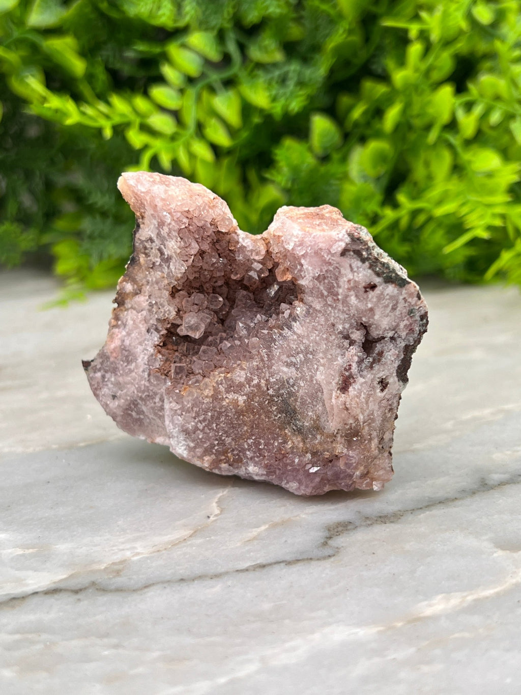 Roze Amethist cluster ruw by KEY LIME STORE