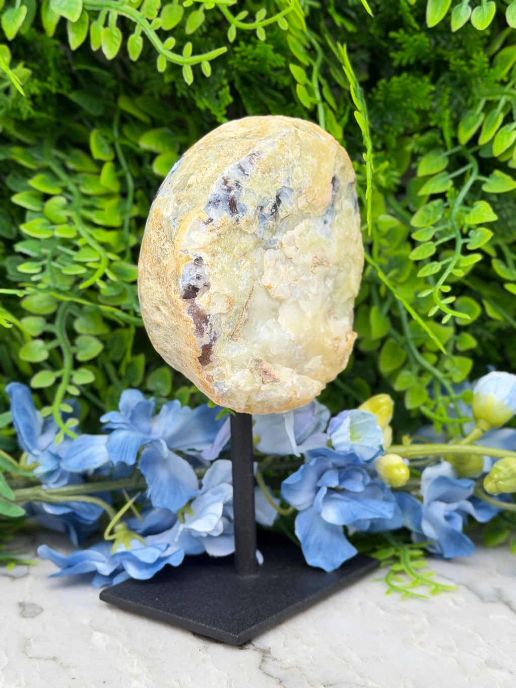 Agaat geode op standaard (442 gr/14 cm)