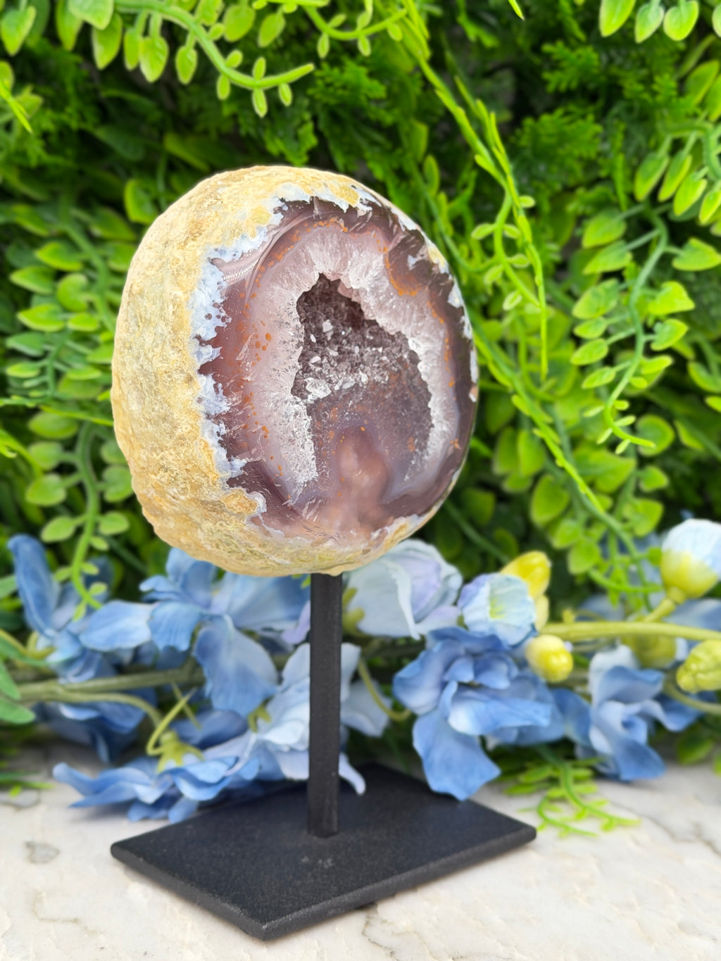 Agaat geode op standaard (442 gr/14 cm)