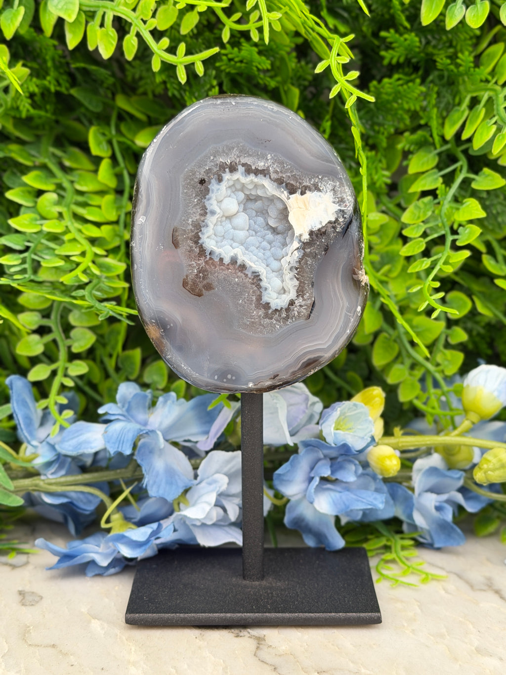 Agaat geode op standaard (326 gr/15 cm)