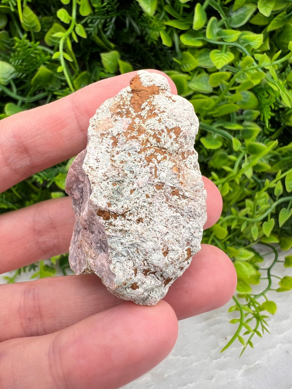 Roze Amethist cluster ruw by KEY LIME STORE