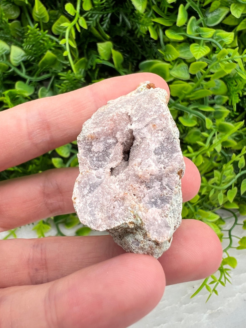 Roze Amethist cluster ruw by KEY LIME STORE
