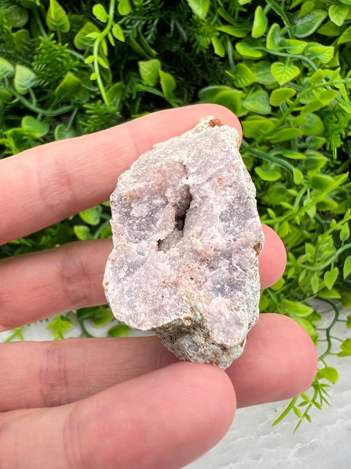 Roze Amethist cluster ruw by KEY LIME STORE